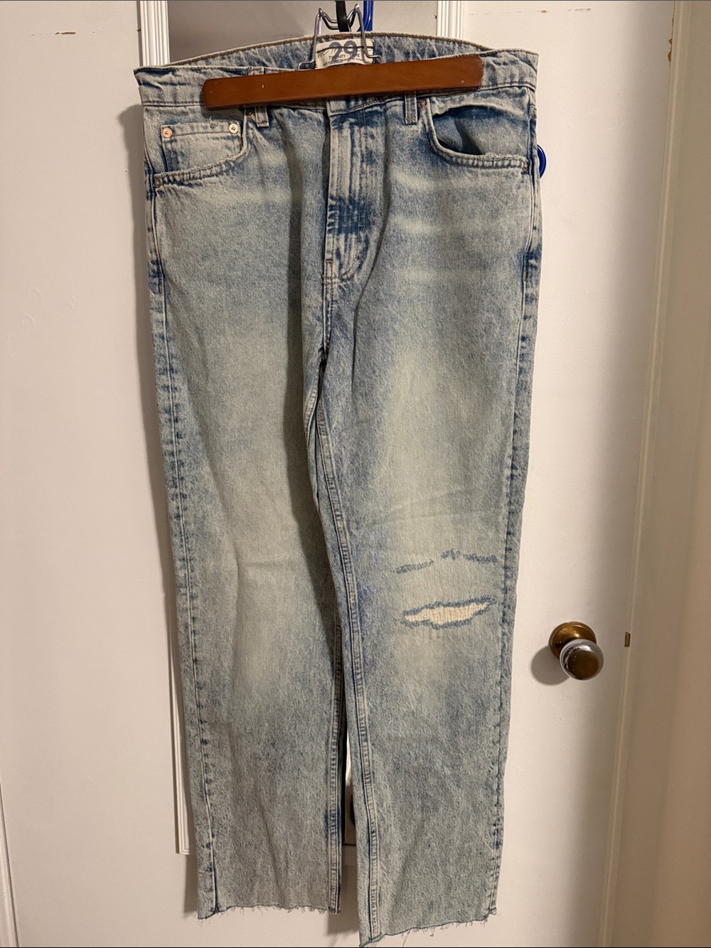 We the Free Light Wash Women’s Jeans - Classic Straight Fit